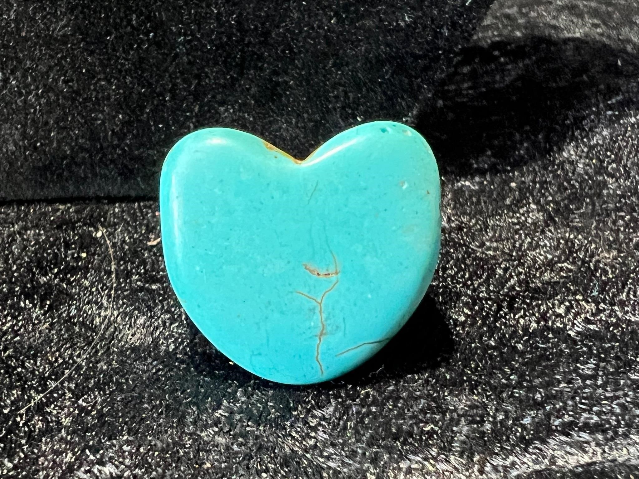 TURQUOISE LOOKING HEART RING