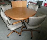 Chromcraft Table with 4 Chairs & 2 Leaves