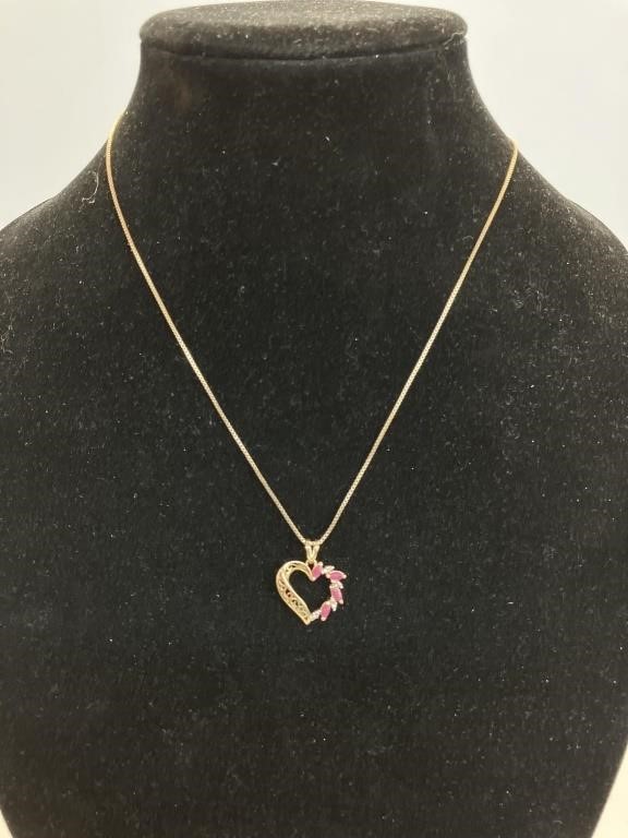 18" Gold Tone Necklace w/heart shape pendant .925