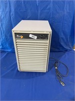 Woods dehumidifier - runs