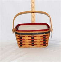 2004 Proudly American Basket with Handles