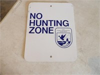 No Hunting Zone Tin Sign