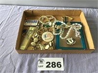 MISC JEWELRY AND BUTTONS