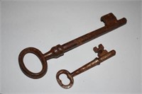 2 Antique Keys