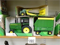 John Deere 4255 Row Crop Tractor, Forage Wagon &