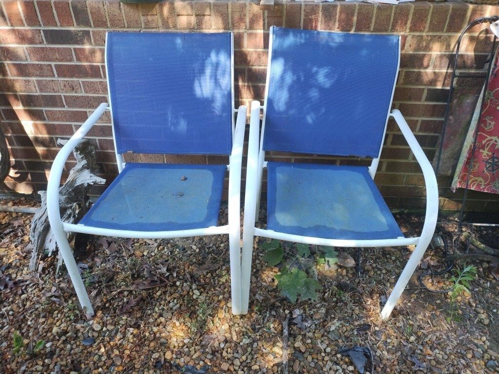 Set of 2 metal and fabric chairs