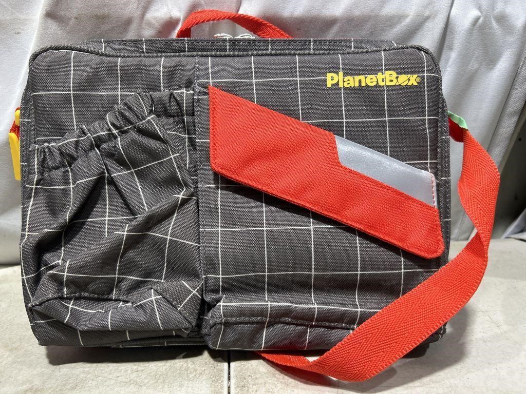 Planet Box  Lunchbox  ( Out Of Box )