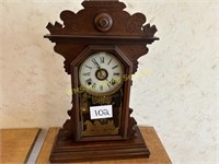 Kewine Clock