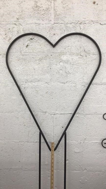 Heart shaped yard stake