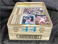MIXED SPORTS TRADING CARDS / HUGE BOX LOT