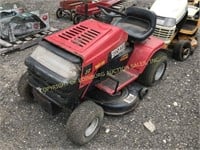 HUSKEE EASY CUT 6 SPEED 38" LAWN TRACTOR