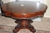 GORGEOUS SOLID WOOD DINING ROOM TABLE
