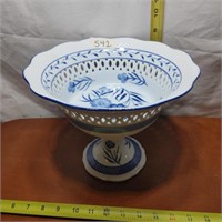 CLASSIC BLUE AND WHITE PIERCED PORCELAIN COMPOTE