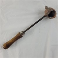 Lead dipper with pouring spout