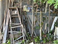 WOOD LADDERS AND OUTDOOR TOOLS