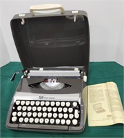 Smith-corna Typewriter