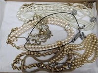 Pretty Costume Jewelry Lot Frog Necklace, Pearls +
