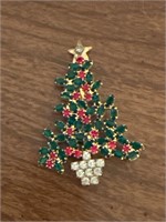 Vintage Christmas Tree pin