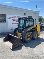 2011 New Holland L215 Skid Loader