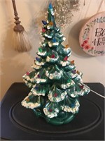 18" ceramic Christmas Tree Outstanding pc