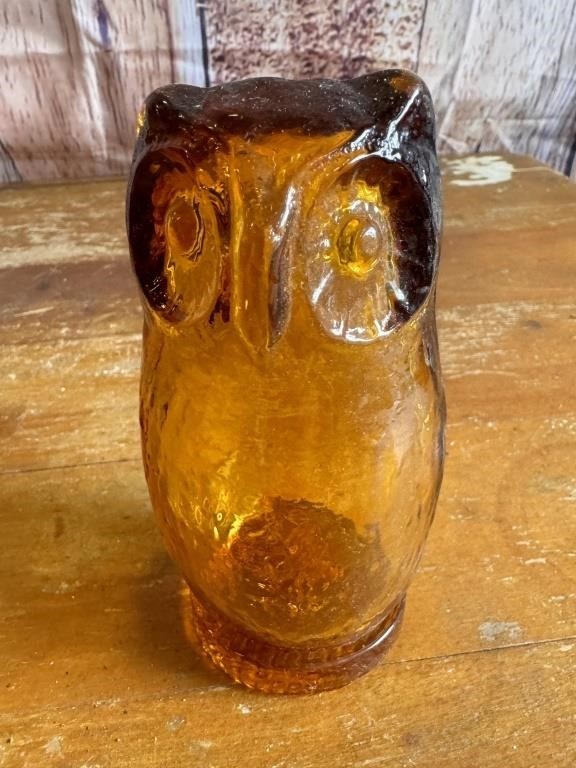 Vintage 4.75" Amber Glass Paperweight Owl