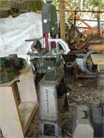 Shopmaster bandsaw w/attachments