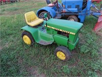 1970 JD 110 Lawn Tractor #161178