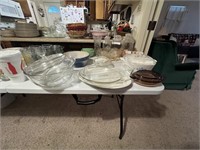 LOT OF MISC. CLEAR PYREX, CORNIGNWARE