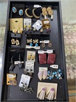 Earring lot