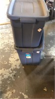 2 blue rubber maid totes