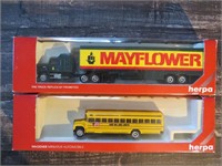 Herpa HO Scale School Bus & Mayflower Truck 1:87