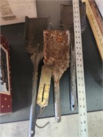 Vintage metal scale & ash shovels