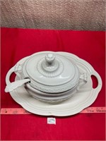 Group: Serving Dish w/ Spoon & Plate