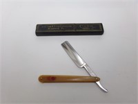 REAL RED POINT RAZOR, CASE