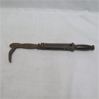 Nail Puller - Bridgeport Hardware - Cast Iron