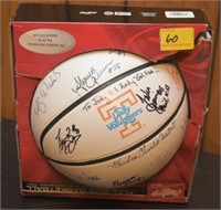 LADY VOLS AUTOGRAPHED BASKETBALL