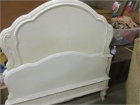 SHABBY CHIC VINTAGE SINGLE BED WITH RAILS