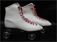 STREET KING ROLLER DERBY OUT DOOR SKATES WITH ORIG