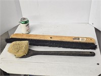 24-in concrete brush and scrub brush with handle