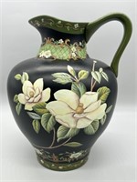 Signature Home Collection. Black Vase w Magnolia