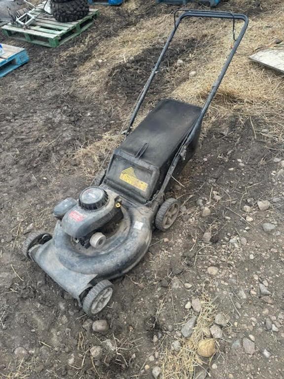 Yard Machine Mower with Bagger, 158cc