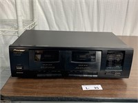 Pioneer CT-W103 Cassette Deck