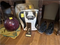 (3) Bowling Balls, (2) Bowling Bags, Bowling Shoes