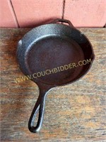 Lodge 10" Cast Iron Skillet