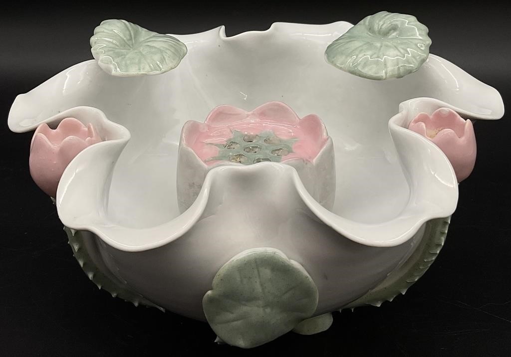 Asian Water Lily Bowl w/ Flower Frog