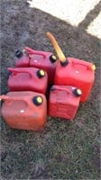 5 Gas cans