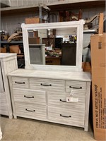 New seven drawer dresser with mirror