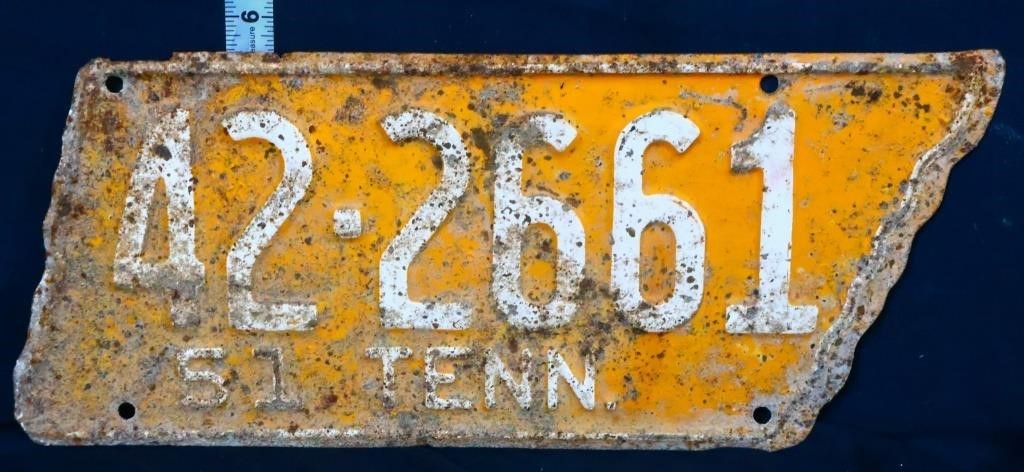 1951 state shape TN license plate