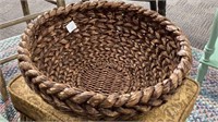 Vintage woven basket,17 in wide