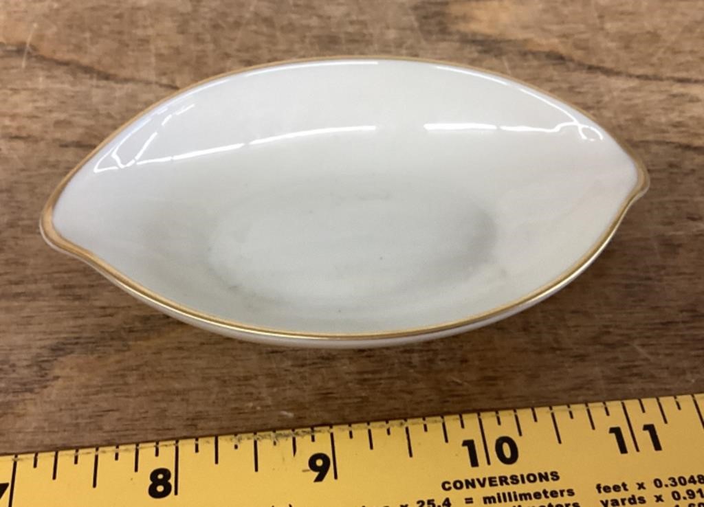 Lenox dish